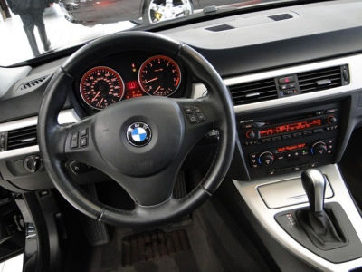 2006 BMW 330  xi