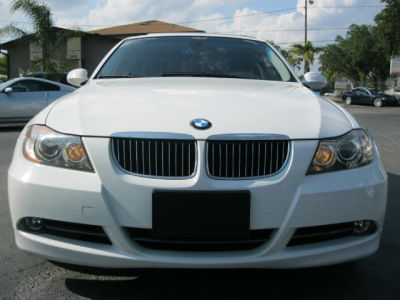 2006 BMW 330  i