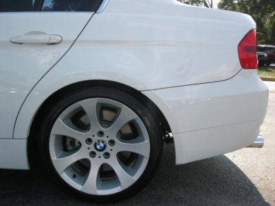 2006 BMW 330  i