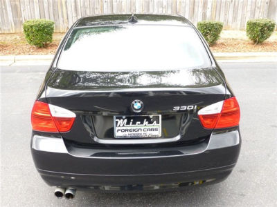 2006 BMW 330  i