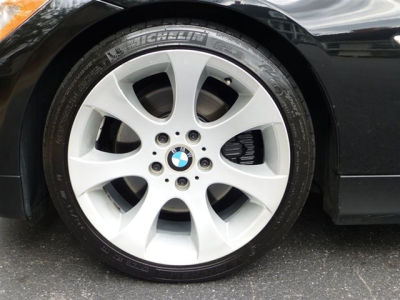 2006 BMW 330  i