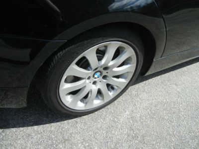 2006 BMW 330  i