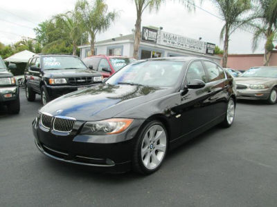 2006 BMW 330  i