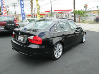 2006 BMW 330 i