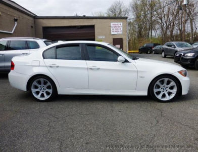 2006 BMW 330  xi