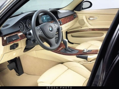 2006 BMW 330 i