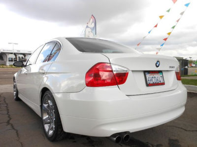 2006 BMW 330  i