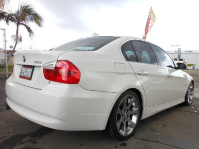 2006 BMW 330  i