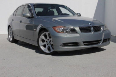 2006 BMW 330  i