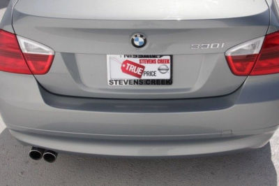 2006 BMW 330  i