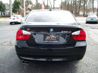 2006 BMW 330  xi