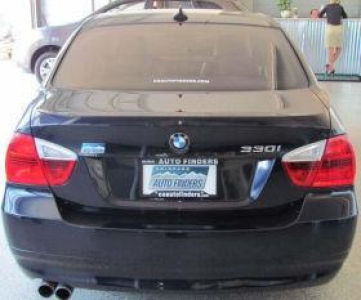 2006 BMW 330  i