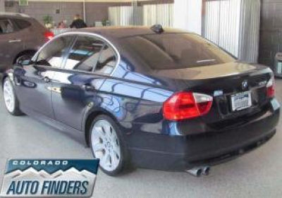 2006 BMW 330  i