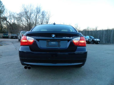 2006 BMW 330  xi