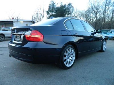 2006 BMW 330  xi