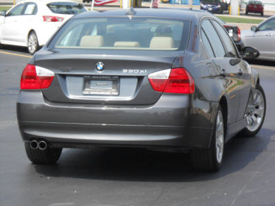 2006 BMW 330  xi