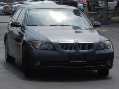 2006 BMW 330  xi