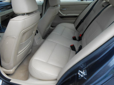 2006 BMW 330  xi