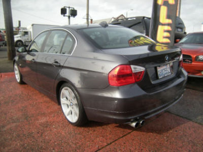2006 BMW 330  i