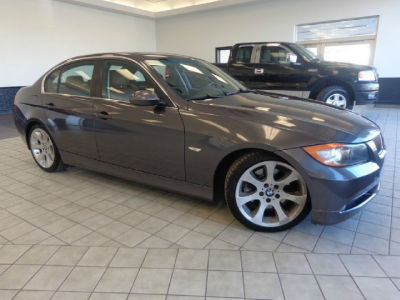 2006 BMW 330  i