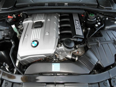 2006 BMW 330 i