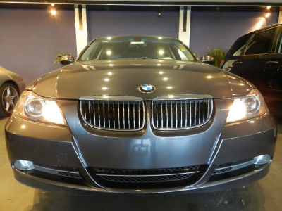 2006 BMW 330  i