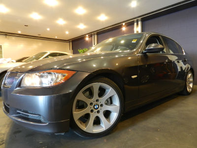 2006 BMW 330  i