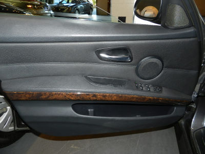 2006 BMW 330  i