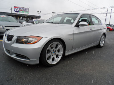 2006 BMW 330  i