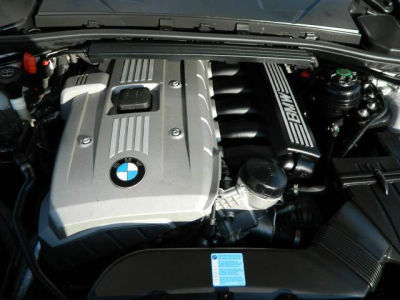 2006 BMW 330  i