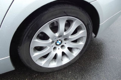 2006 BMW 330  i