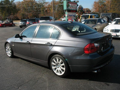 2006 BMW 330  i