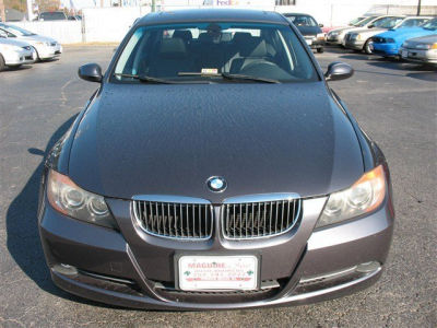 2006 BMW 330  i