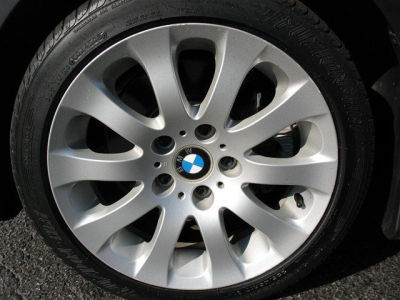 2006 BMW 330  i