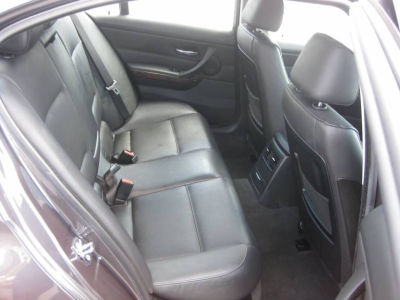 2006 BMW 330  xi