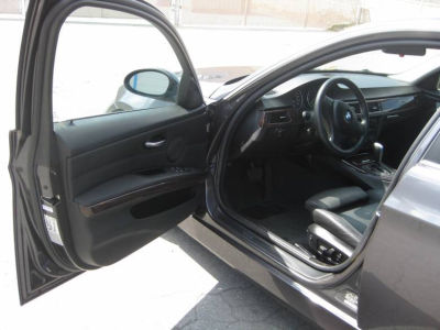 2006 BMW 330  xi