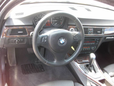 2006 BMW 330  xi