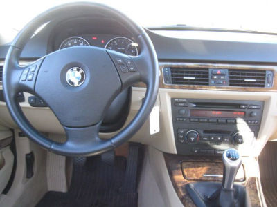 2006 BMW 330  xi