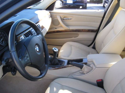 2006 BMW 330  xi