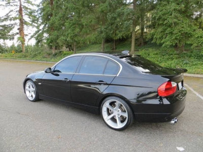 2006 BMW 330  i