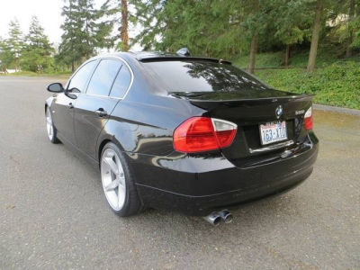 2006 BMW 330  i