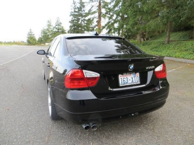 2006 BMW 330  i