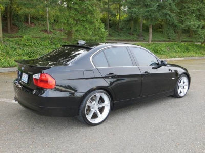 2006 BMW 330  i