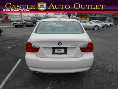 2006 BMW 330  i
