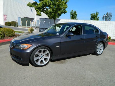 2006 BMW 330  i