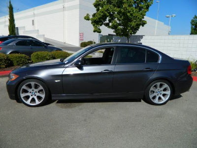 2006 BMW 330 i