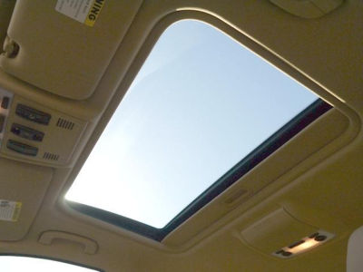 2006 BMW 330  i