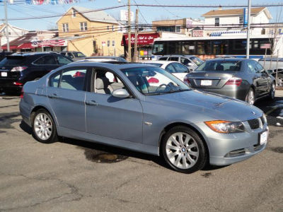 2006 BMW 330  xi