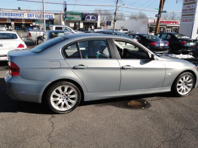 2006 BMW 330  xi