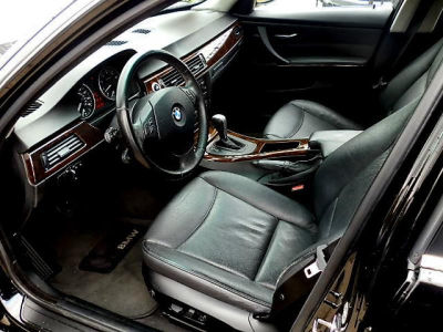 2006 BMW 330  i
